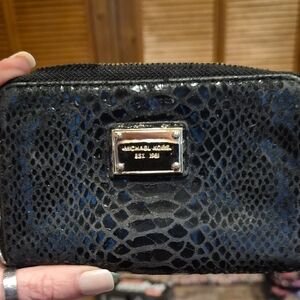Michael Kors Black Snake Skin Print Lesther Wallet